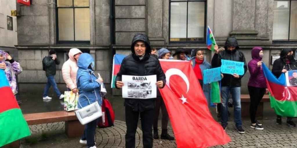 Azerbaijanis living in Scotland held rally in protest of Armenian terror